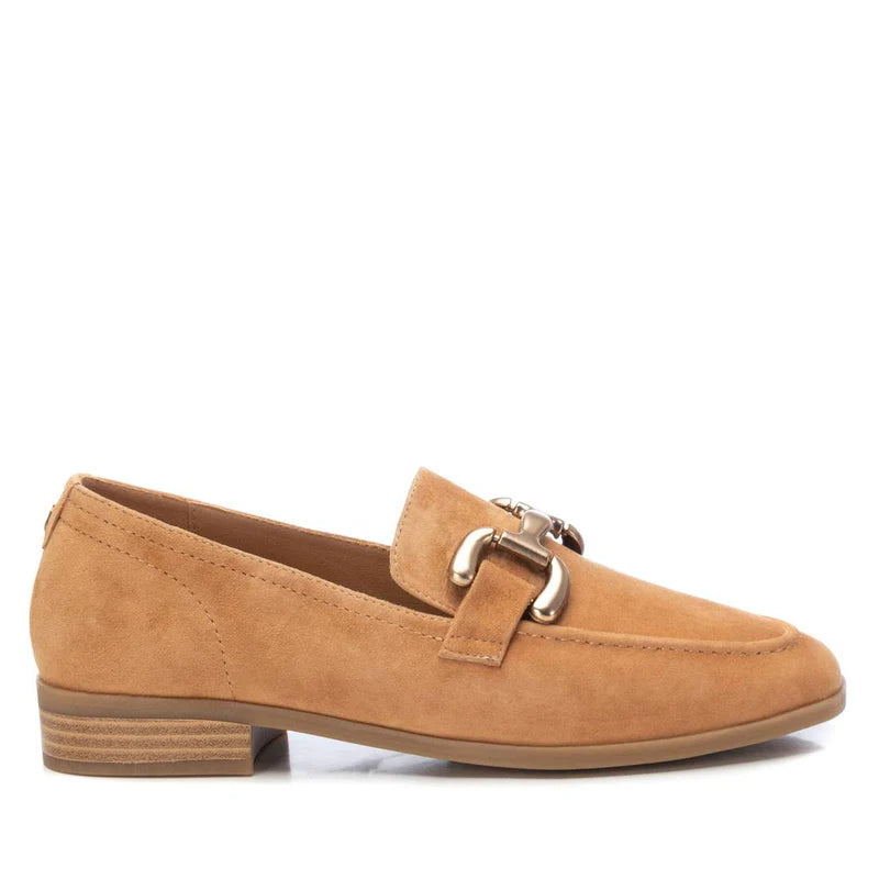 Carmela 161503  Camel Loafer