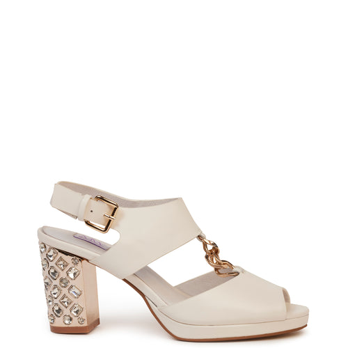 Kathryn Wilson Cess White Calf