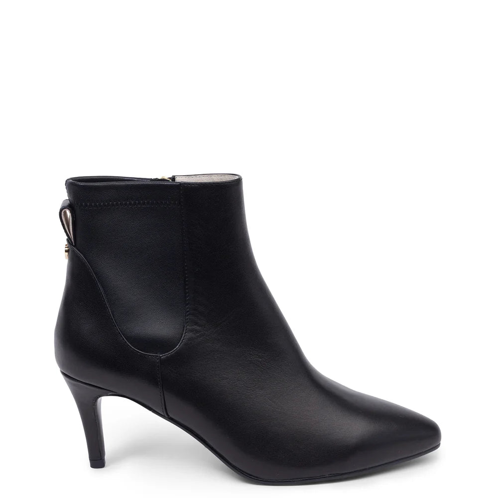 Kathryn Wilson Kelly Boot Black Calf