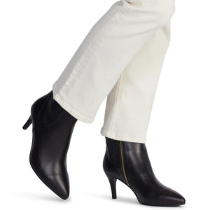 Kathryn Wilson Kelly Boot Black Calf