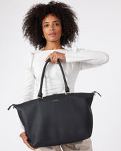 Saben Milan Carry-All Black