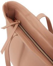 Saben Tilbury Shoulder Bag Taupe